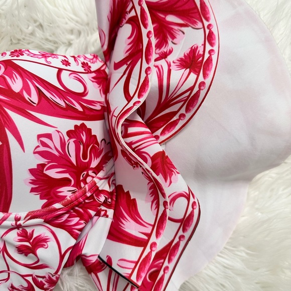 🛑SALE FLAXMAKER one piece Floral Ruffle Swimsuit Never used large - Picture 7 of 9